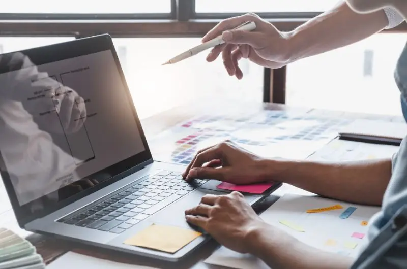 Restyling grafico sito web - Test e lancio